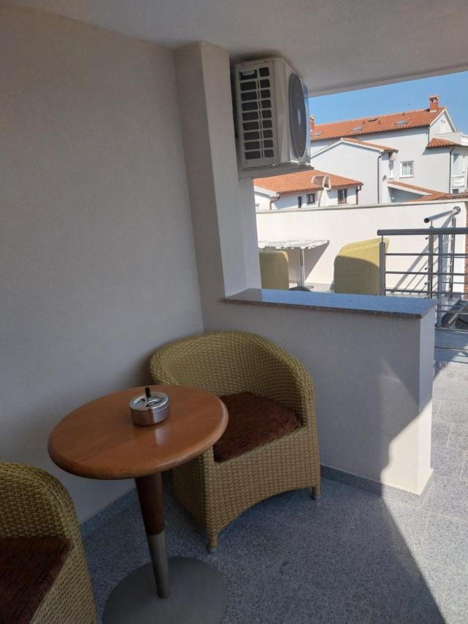 Apartments Residence V Poreč Extérieur photo